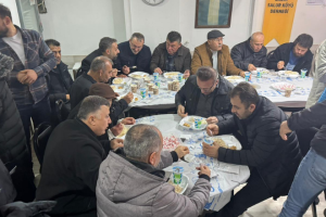 SALUR KÖYÜ DERNEĞİ KONGRESİNİ YAPTI 