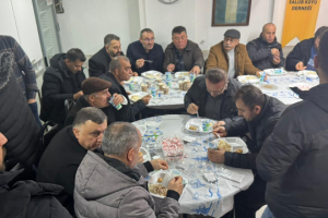 SALUR KÖYÜ DERNEĞİ KONGRESİNİ YAPTI 